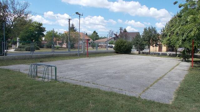 Ball stop & barrier netting